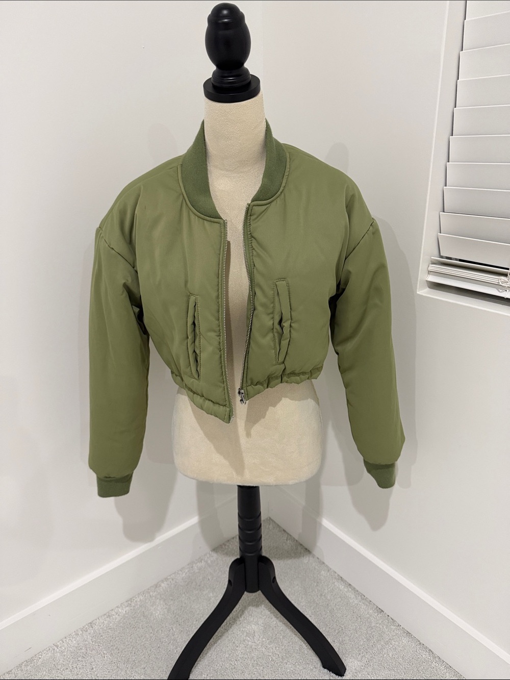 Cropped Olive Green Women's Bomber Jacket